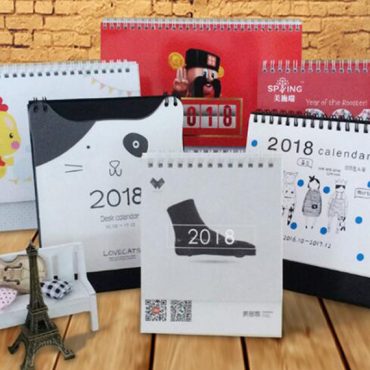 Desktop Calendar – 坐台月曆
